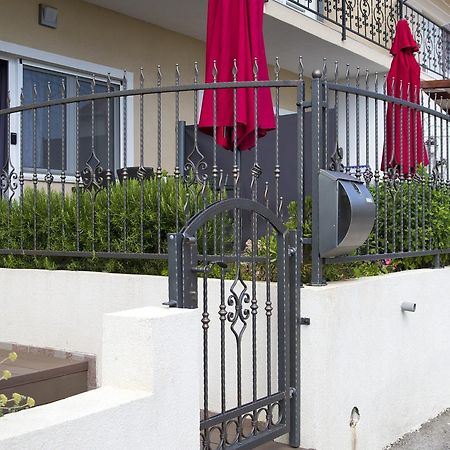 Apartments Marjan Podstrana Ngoại thất bức ảnh
